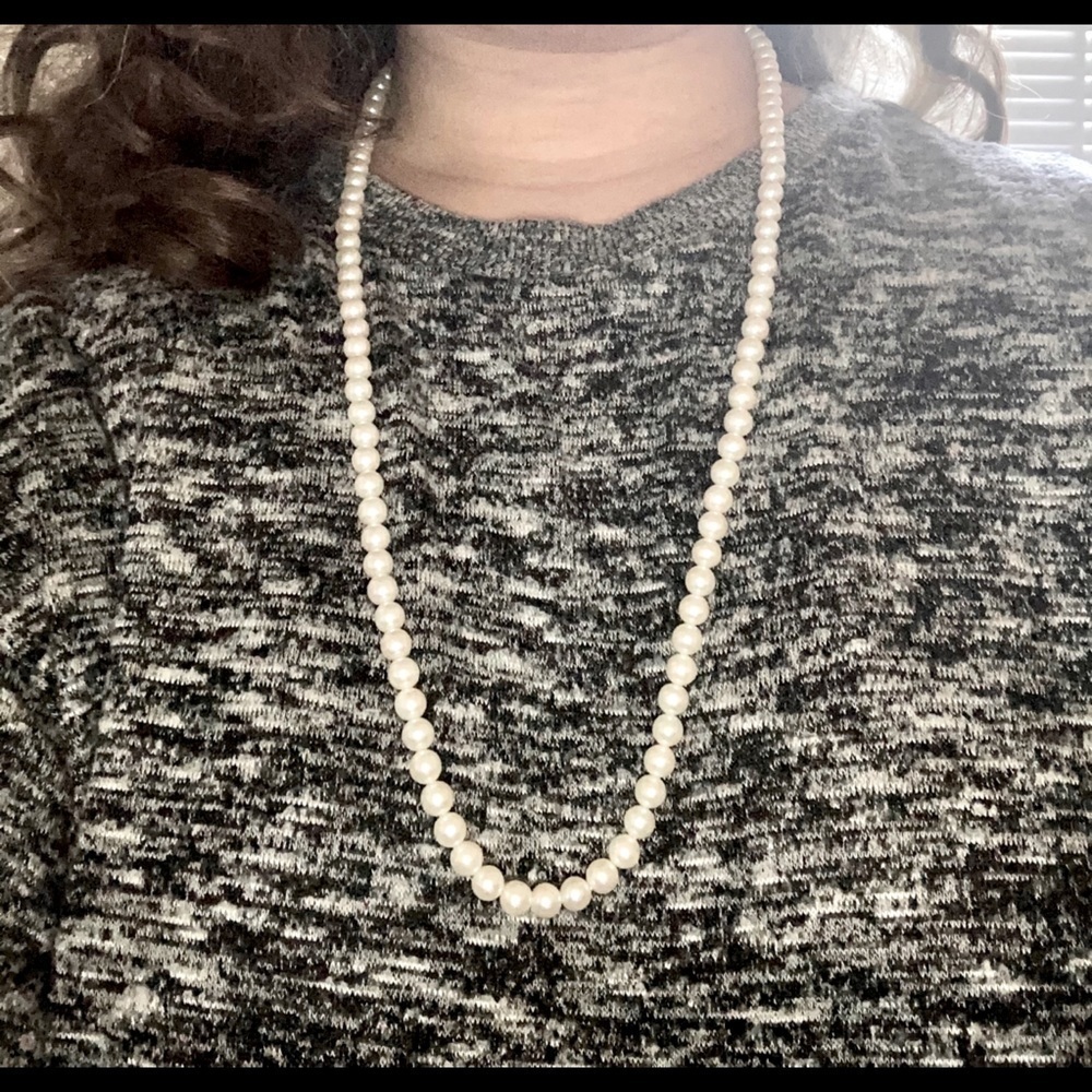 Vintage Faux Pearl Necklace​​​​​​​​